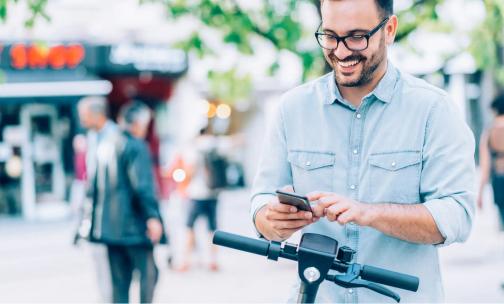 ΣΤΟ ΕΠΙΚΕΝΤΡΟ Ο ΑΝΘΡΩΠΟΣ